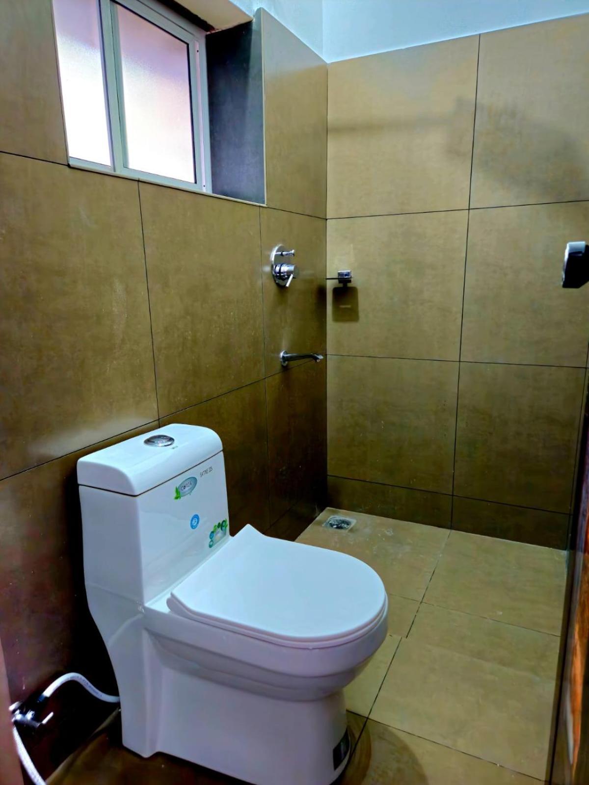 Orion Seaview Beach Hotel Ковалам Екстериор снимка