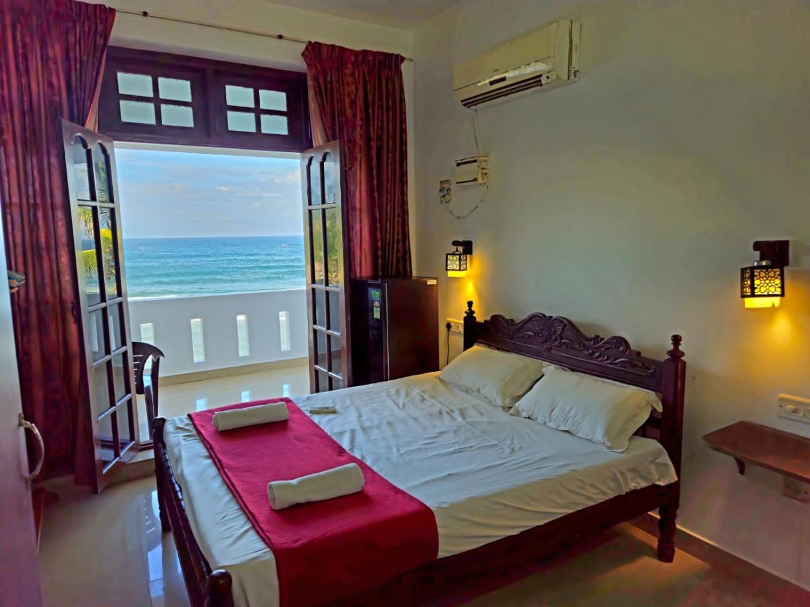 Orion Seaview Beach Hotel Ковалам Екстериор снимка
