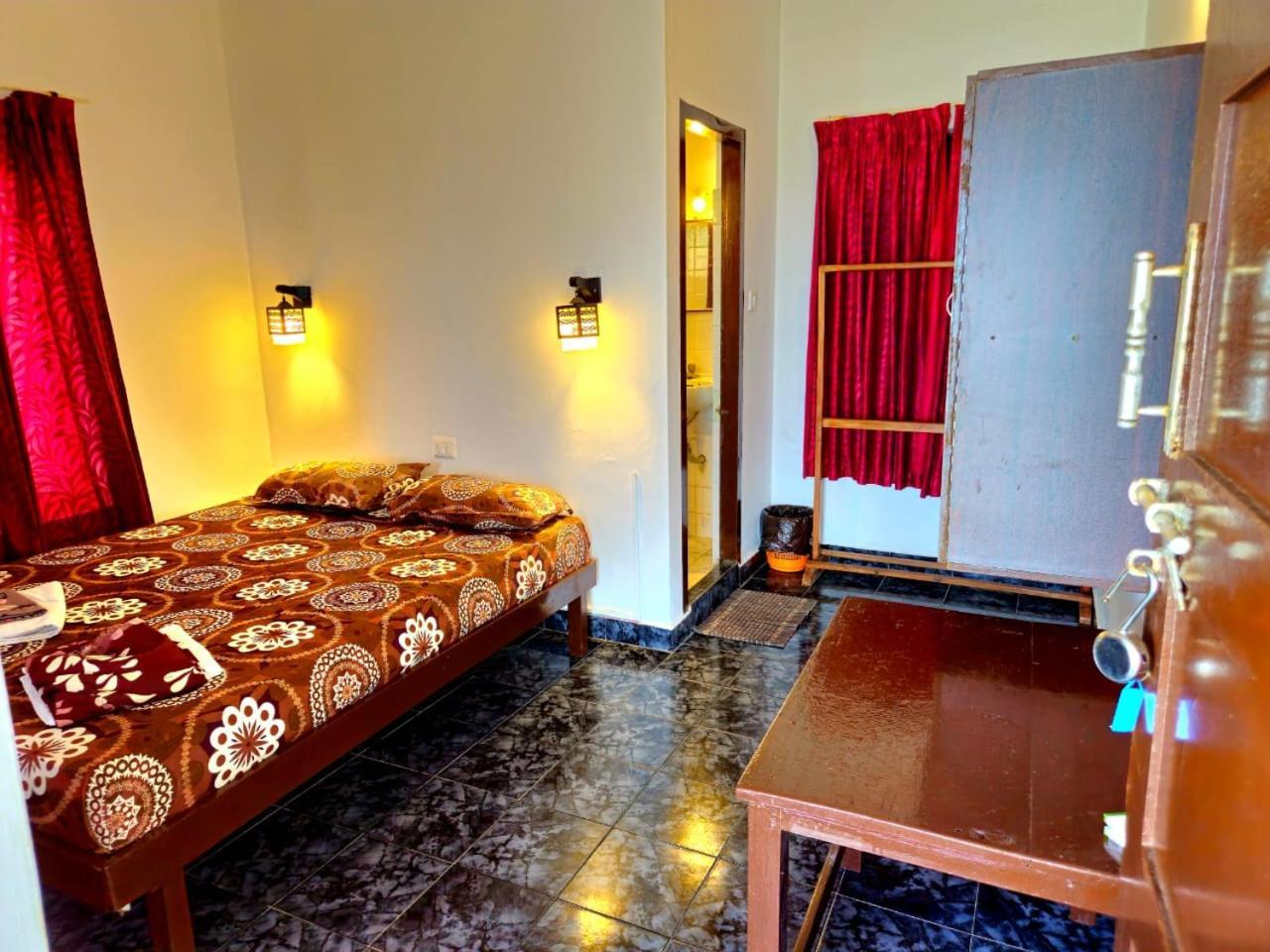 Orion Seaview Beach Hotel Ковалам Екстериор снимка